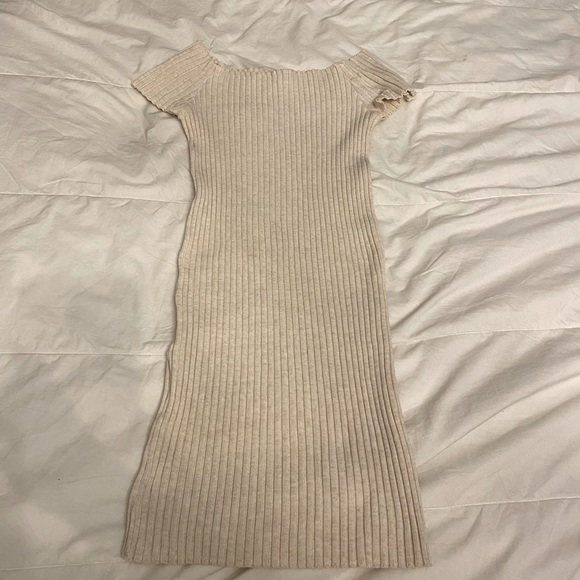 Coco & Yves Dress Size Medium - Picture 2 of 3
